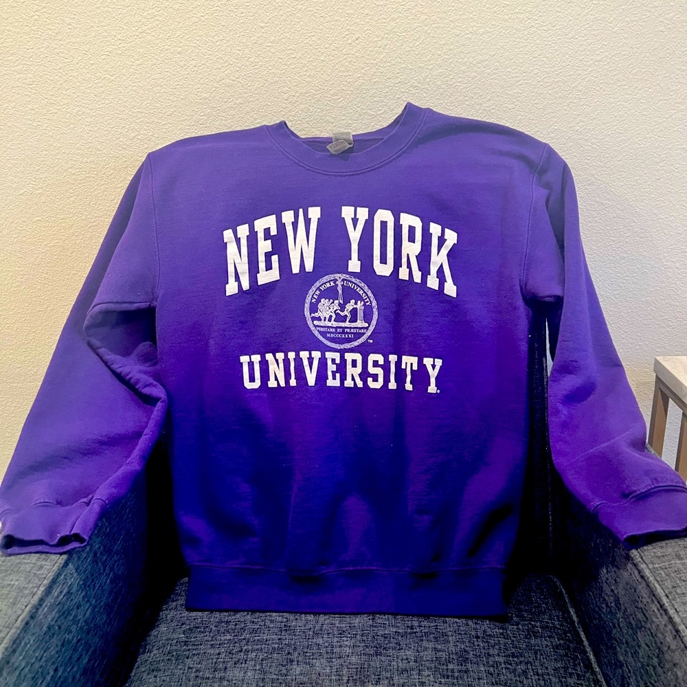 NYU sweatshirt